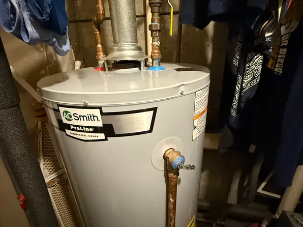 1152 Jefferson Avenue image 13 of 16