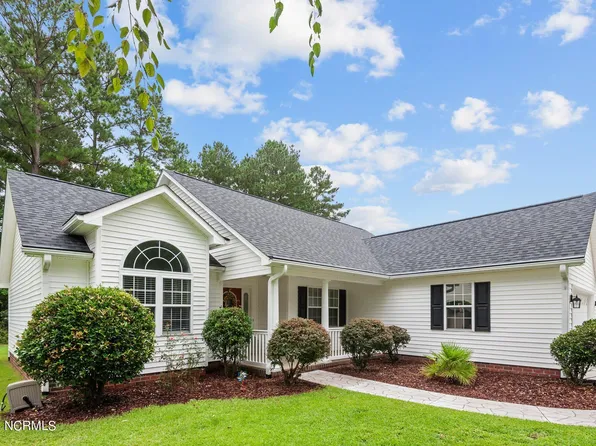 421 Neuchatel Road, New Bern, NC 28562