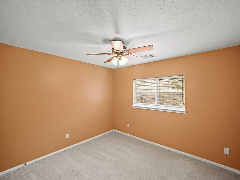 2923 Humble Dr — Photo 16