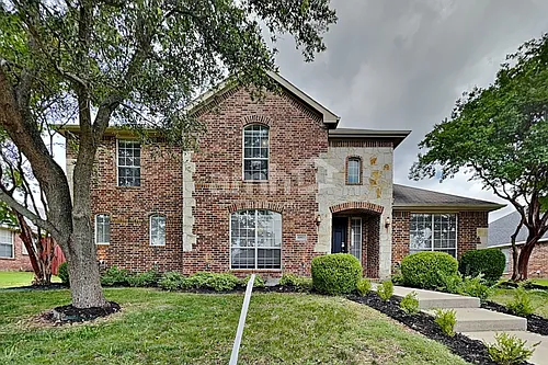 6801 Essex Dr Photo 1