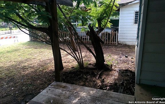5th image of 614 McLaughlin Ave