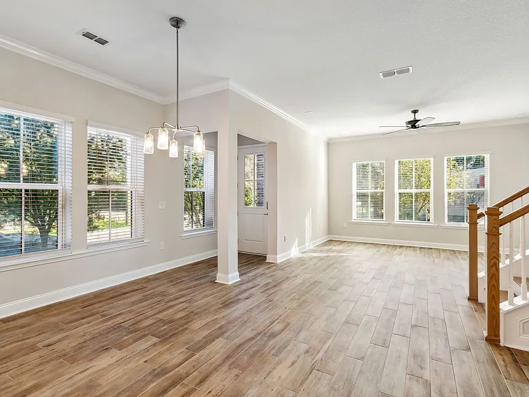 247 Beech St — Photo 16