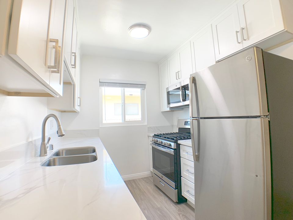 1st image of 3742 Westwood Blvd #5A