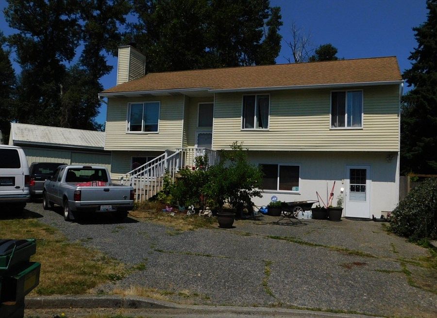 1st image of 4603 135th St NE