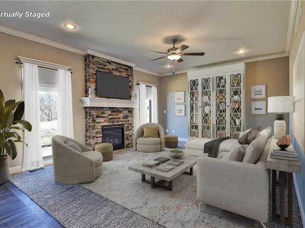 10312 N Corrington Ave, Kansas City, MO 64156