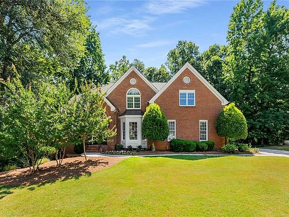 2nd image of 5135 Falcon Chase Ln NE