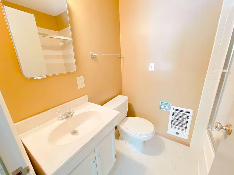 5036 22nd Ave NE #203 — Photo 14