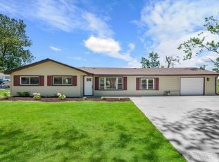 25304 S Sangamon St, Crete, IL 60417