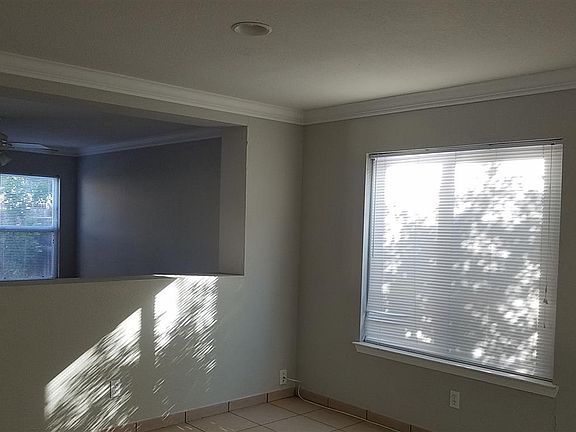 2nd image of 1 Casper Ct