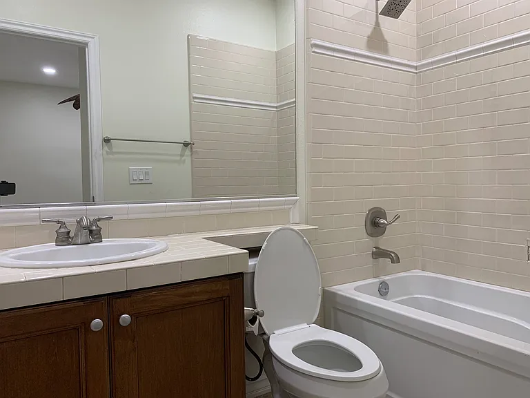 30 Desert Willow — Photo 13