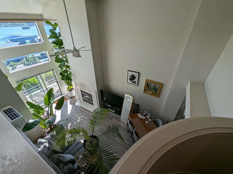2400 8th Ave N #1 — Photo 2