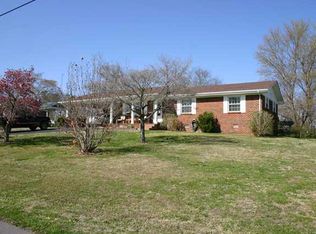 1665 Woodlawn St SE, Cleveland, TN 37323