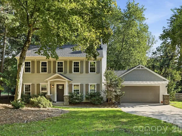 6213 Bevington Pl, Charlotte, NC 28277