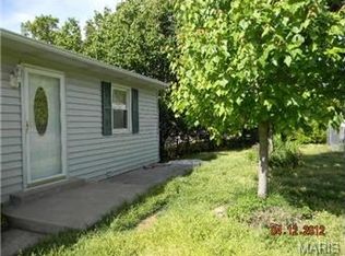 6413 Wayne Dr, Imperial, MO 63052