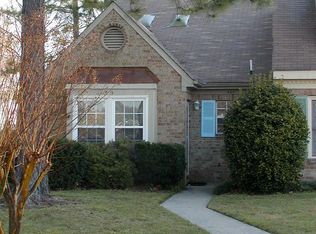 620 Hollomon Dr, Hampton, VA 23666