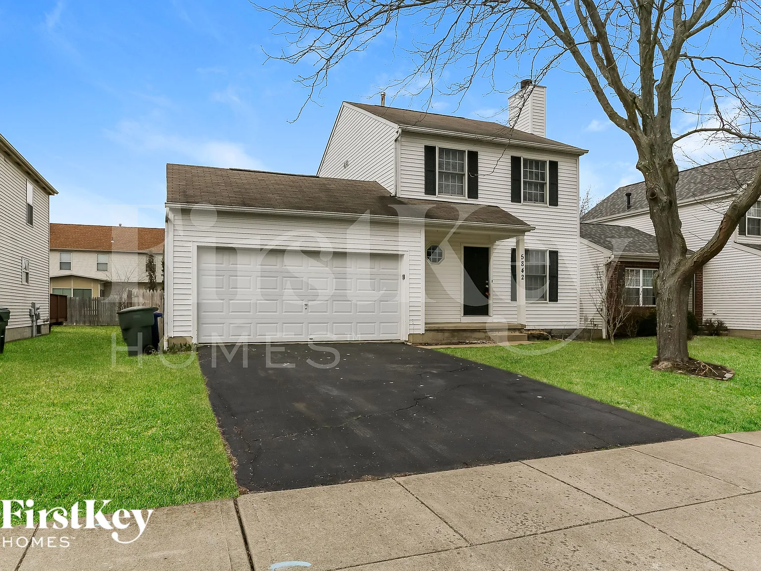 3 bed, 2.5 bath, 1200 sqft, $2,400 — Photo 2