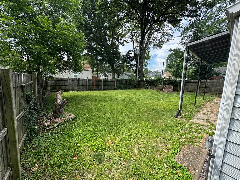10228 Saint Richard Ln — Photo 11
