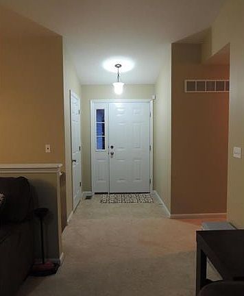 4th image of 172 Cuivre River Dr