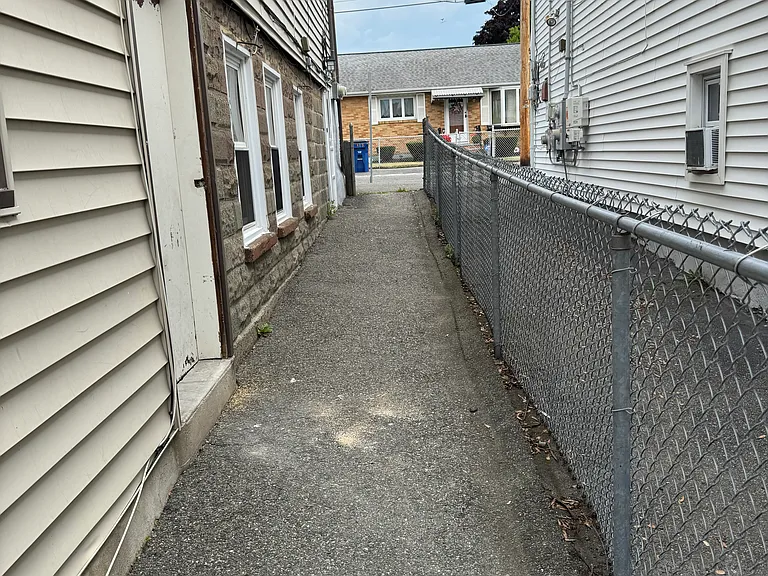 126 Conant St #26 — Photo 6