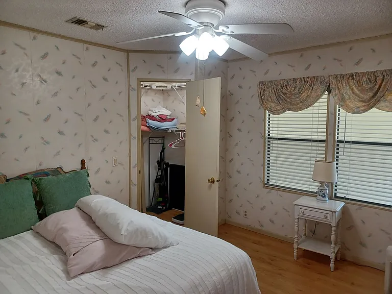 16209 Asheboro Ct — Photo 9