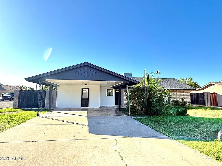 5601 W Carol Ave — Photo 27