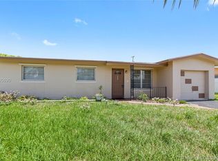 6507 NW 9th St, Margate, FL 33063