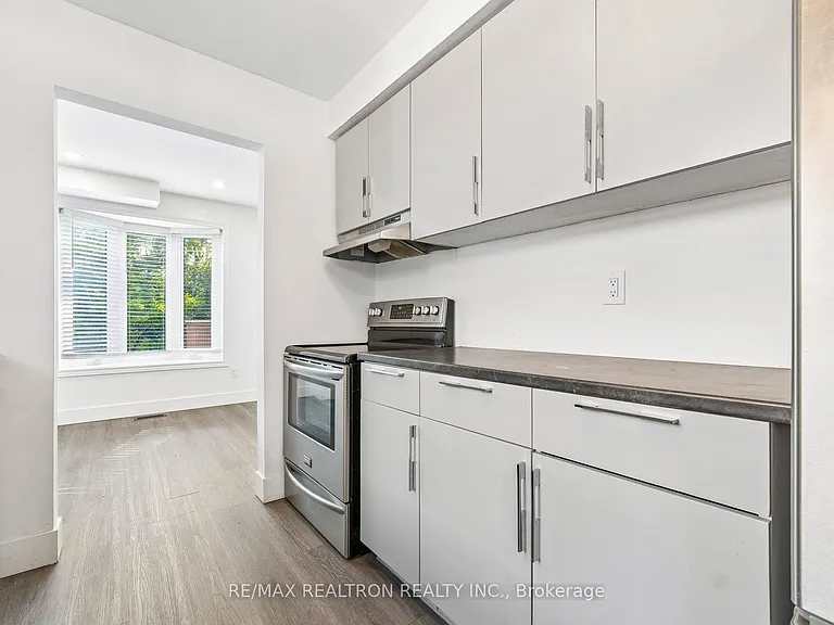409 Cobblehill Dr — Photo 13