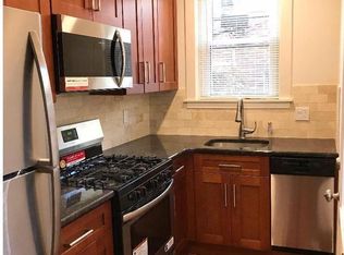 2215 S Beechwood St, Philadelphia, PA
