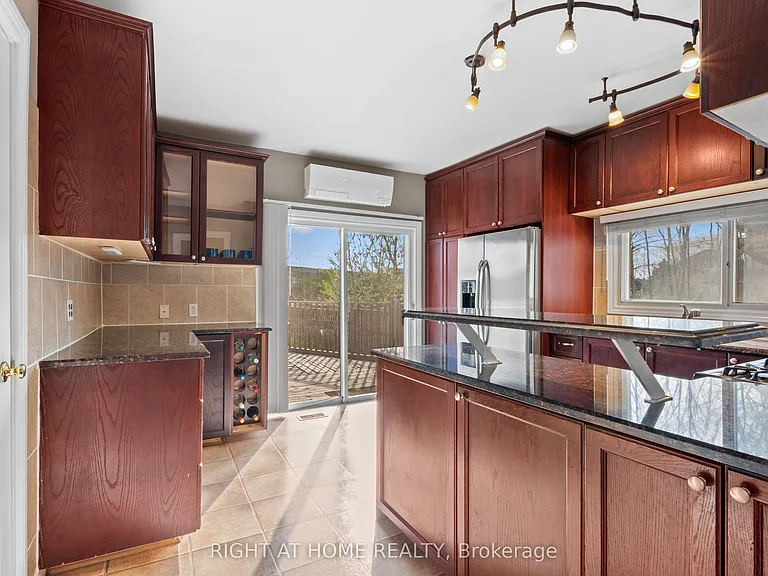 204 Beach Blvd — Photo 12