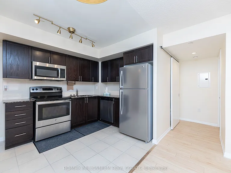 830 Lawrence Ave W #334 — Photo 11