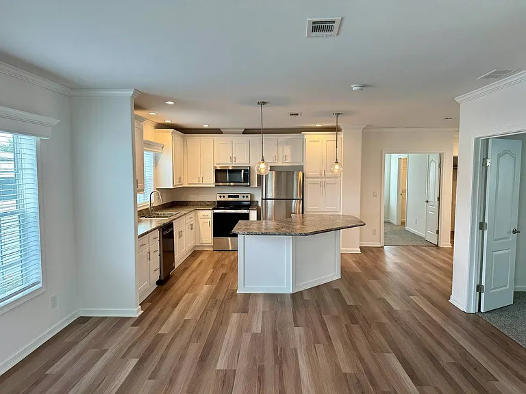 1283 Jamestown Dr — Photo 14