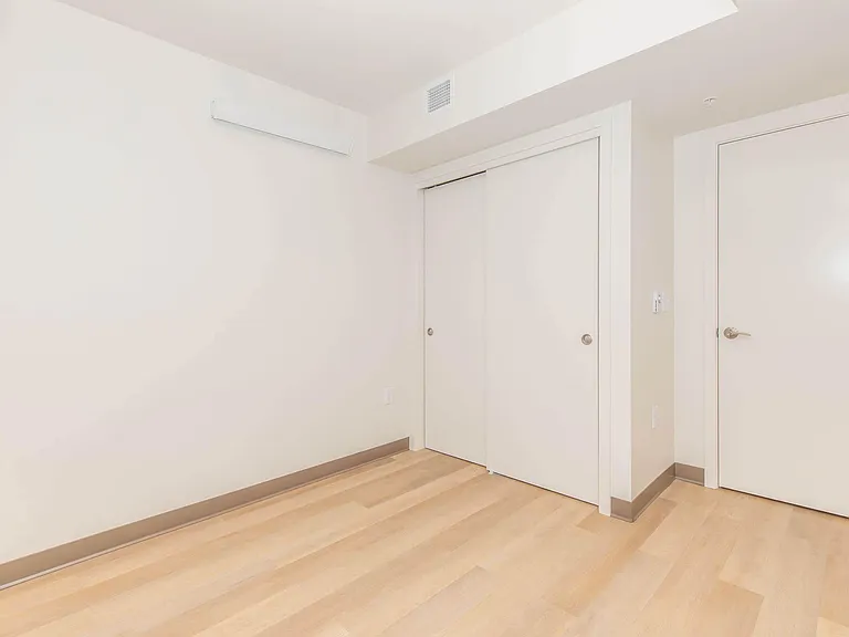 Beacon Pacific Village Apartments — Photo 58