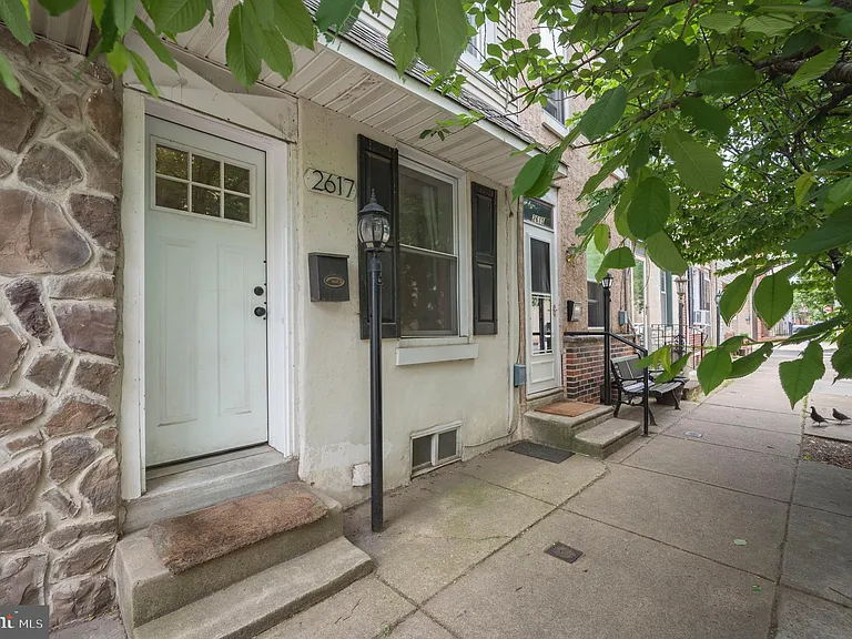 2617 Sepviva St — Photo 24