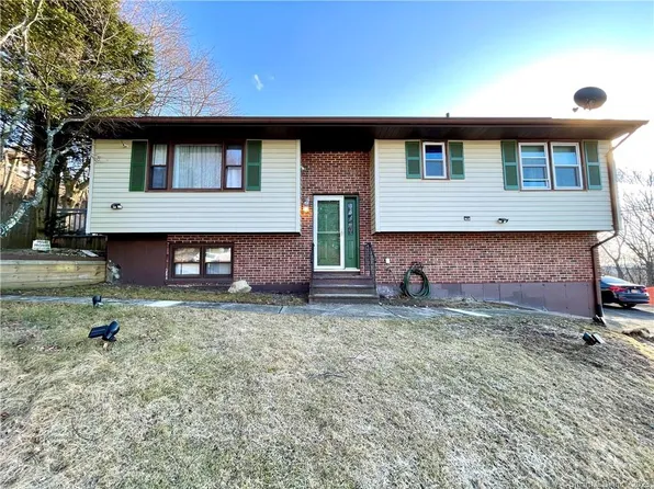 642 North Walnut Street, Waterbury, CT 06704