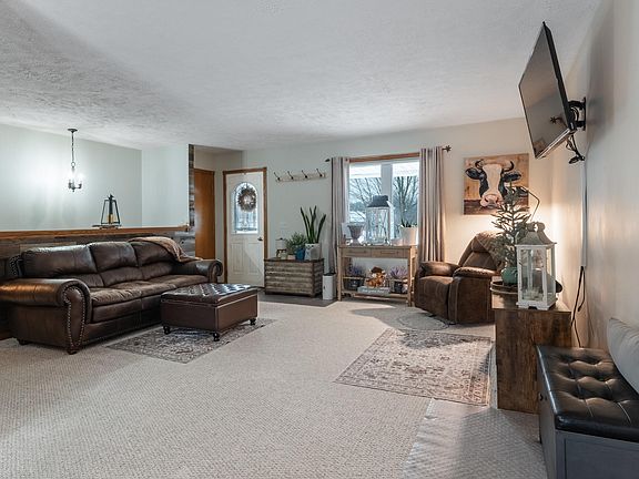 5th image of 9073 Wabasis Shores Dr NE