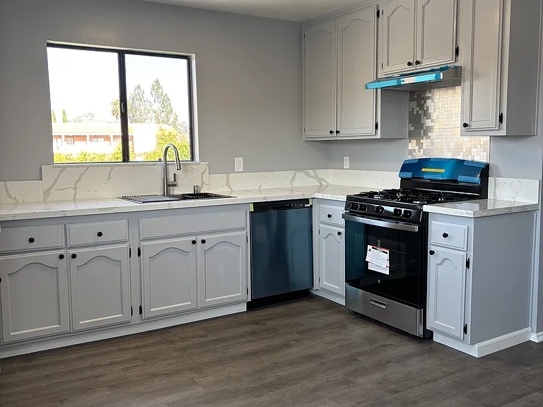 615 E Lomita Ave #3 — Photo 1
