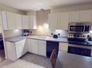 313 Kennan St, Centralia, MO 65240