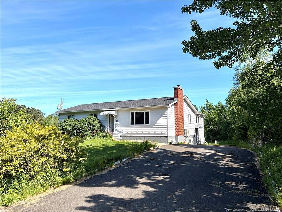 1st image of 272 Waterville Rd