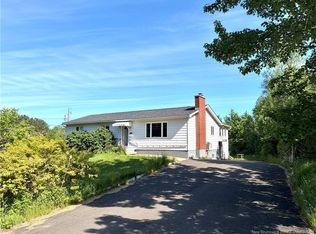 272 Waterville Rd, Burton, NB E2V3S3