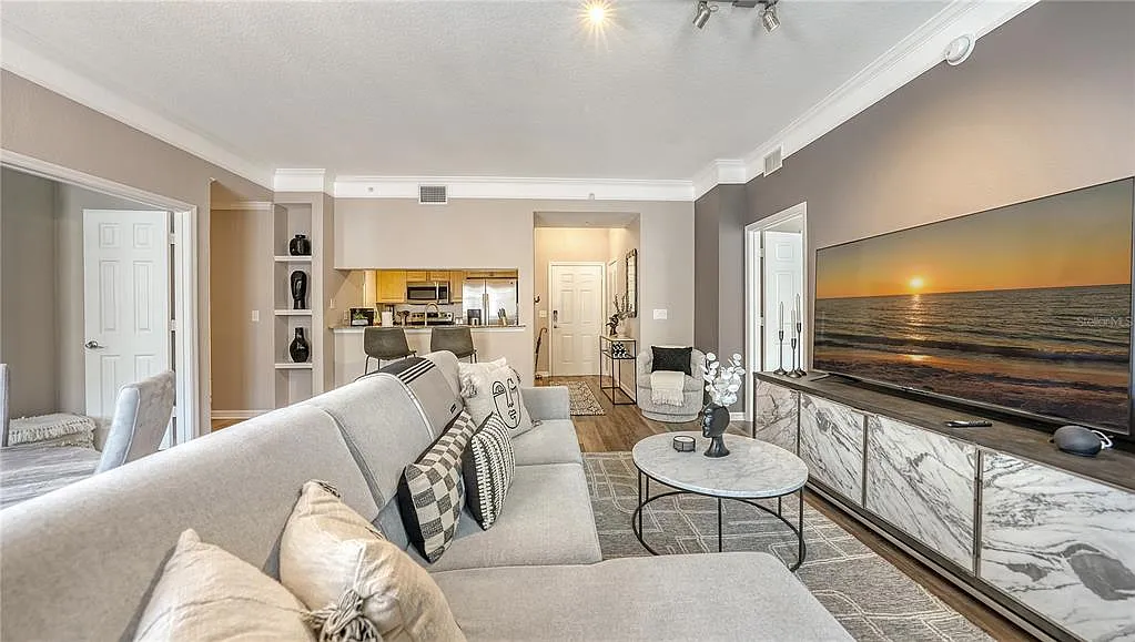 2 bed, 2.0 bath, 1093 sqft, $2,975 — Photo 1