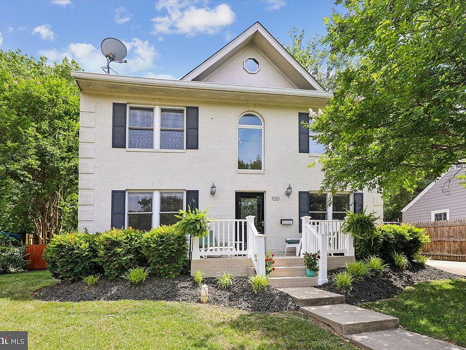 1st image of 3105 Elmwood Dr