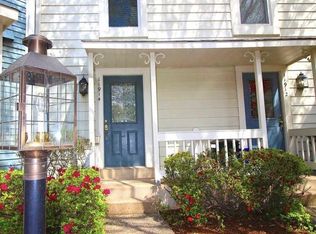 11914 Crosswind Ct, Reston, VA 20194