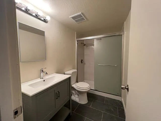 899 Hillside Blvd #8 — Photo 16