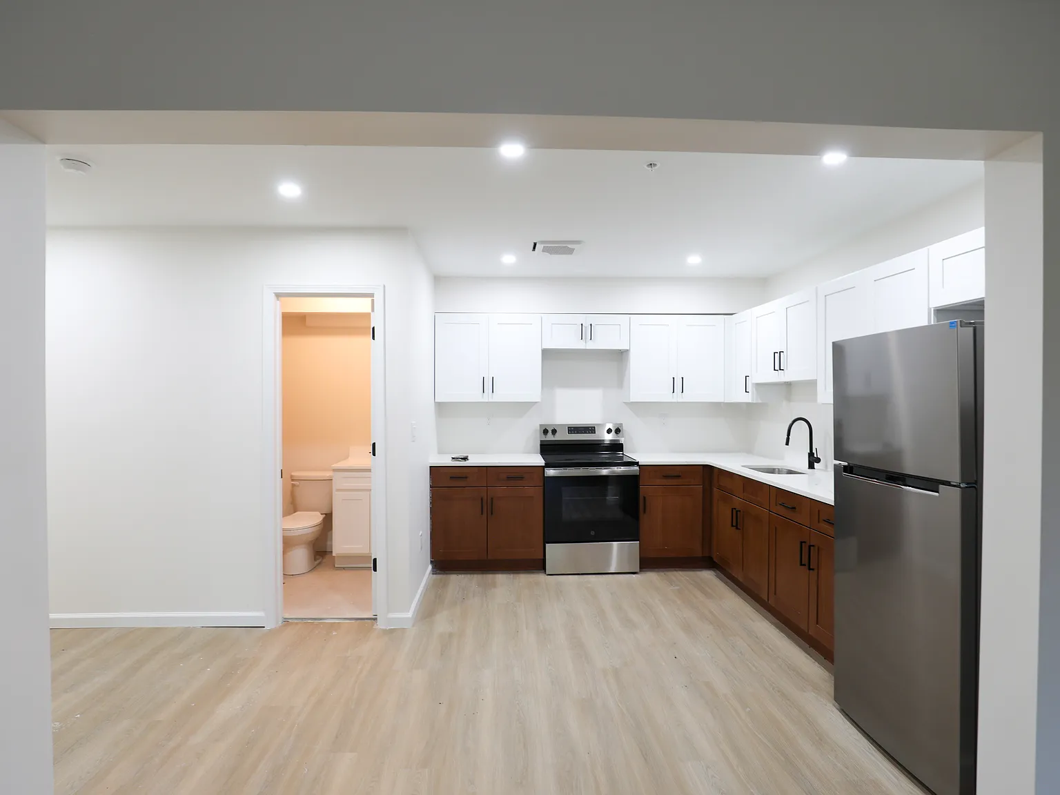 1 bed, 700 sqft, $1,650 — Photo 1
