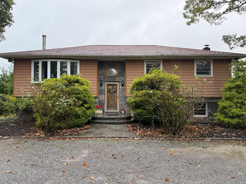 99 Forest Ave #1
