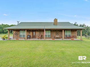 4062 River Rd, Theodore, AL 36582