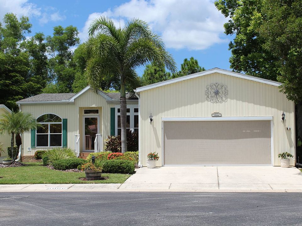 1st image of 6066 Tierra Entrada #6066