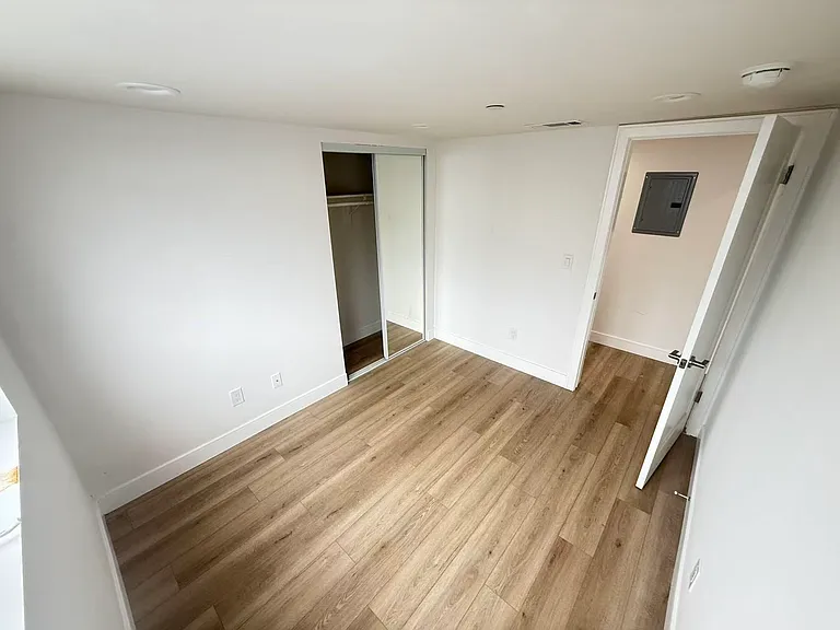 1505 W 208th St #505 — Photo 15