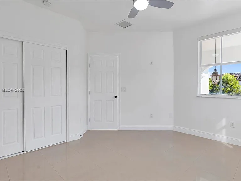 17994 NW 87th Pl — Photo 25