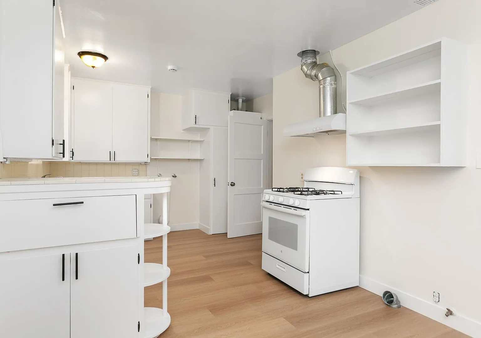 709 S Ross St — Photo 4